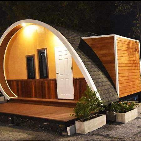Tiny Hut Resort Bangkok Exteriér fotografie