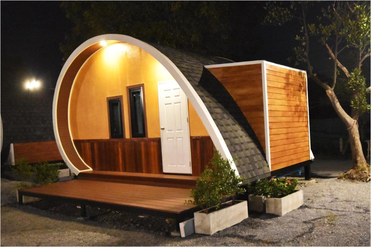 Tiny Hut Resort Bangkok Exteriér fotografie
